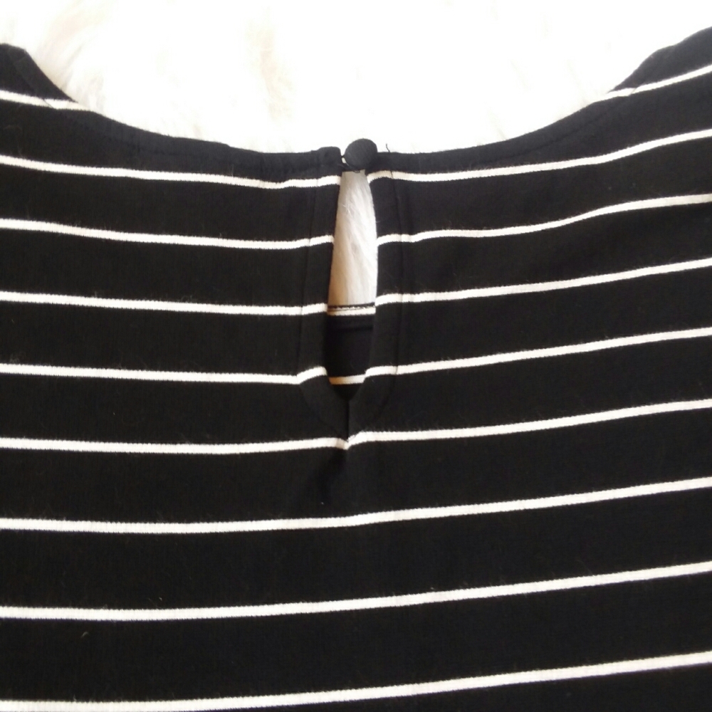 Women's Torrid Short Sleeve Peplum Top Black 2X - Picture 4 of 9